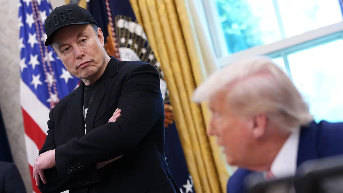 Elon Musk vs Trump